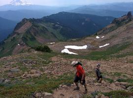 On the way back, we decided to ditch our gear and hike to Hawkeye Point.