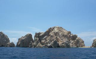 The next day we visited El Arco and Lover's Beach (see right), which is only accessible by boat.