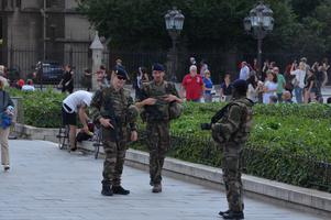 Lots of security. I believe this was the day after the Nice attacks. Also note that the French soldiers point their guns at the ground.