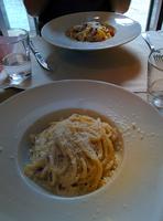 After arriving, we went to a well reviewed restaurant and enjoyed fresh pasta. Amazing!
