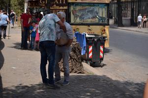 This dude chased down a pick pocket, roughed him up a bit, and got his stuff back. That doesn't happen in the US.