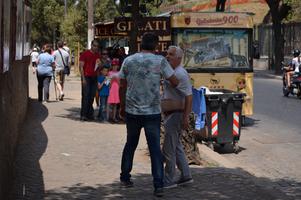 This is how pickpockets are dealt with in Rome