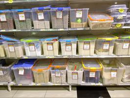 The bulk foods section at a Cusco grocery store