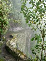 I walked down to the "Inca Bridge", which was significantly less crowded